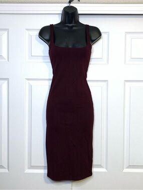 Burgundy Sleeveless Square Neck Bodycon Dress